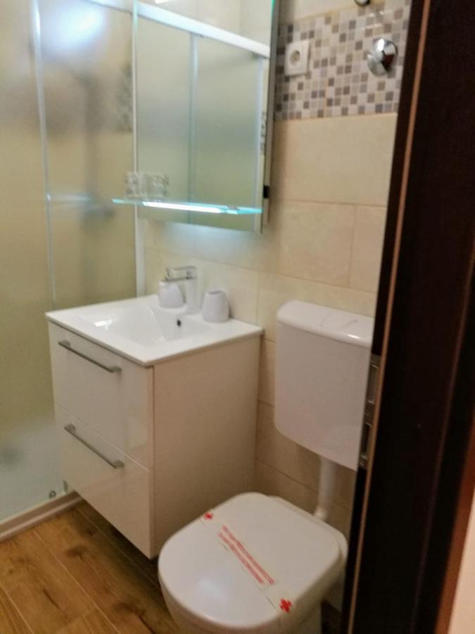 Ivanka Apartments Vrboska Buitenkant foto