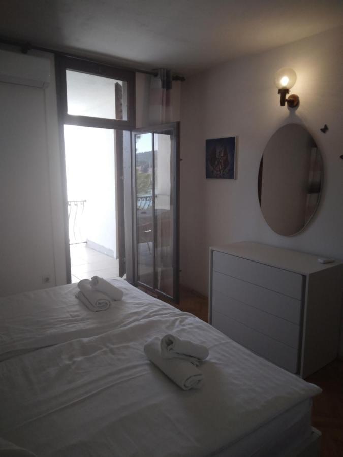 Ivanka Apartments Vrboska Buitenkant foto